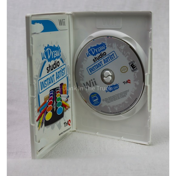 uDraw Studio: Instant Artist • Wii - Picture 2 of 4